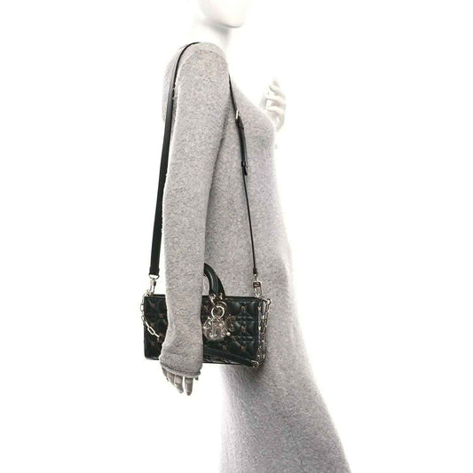 1e6b9ee6b98c003b765f0bfe69a5b949 - NEESTRA