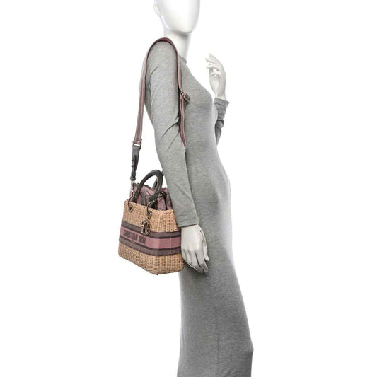 3c2e13163cadcbb1d3a7aa386de6505c - NEESTRA