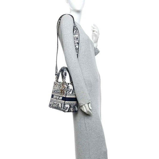 53420652771df3b820f3c8972081784a - NEESTRA