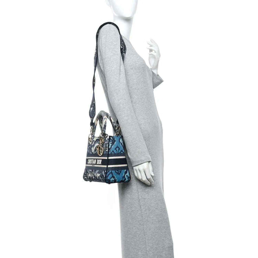 90e1db1d8036f858cbd4537fb55483d8 - NEESTRA