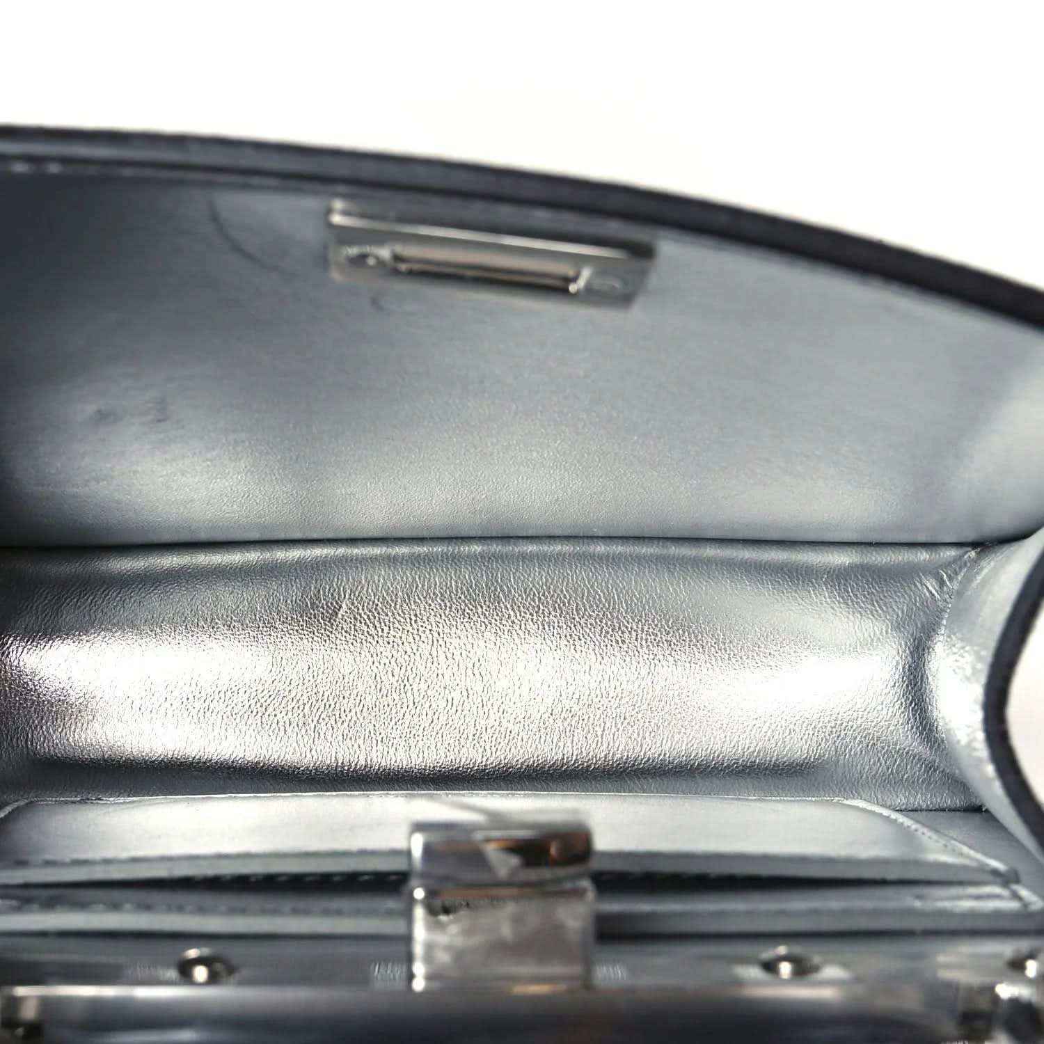 0070962ff5c40a77d86550a51d11f1bf - NEESTRA