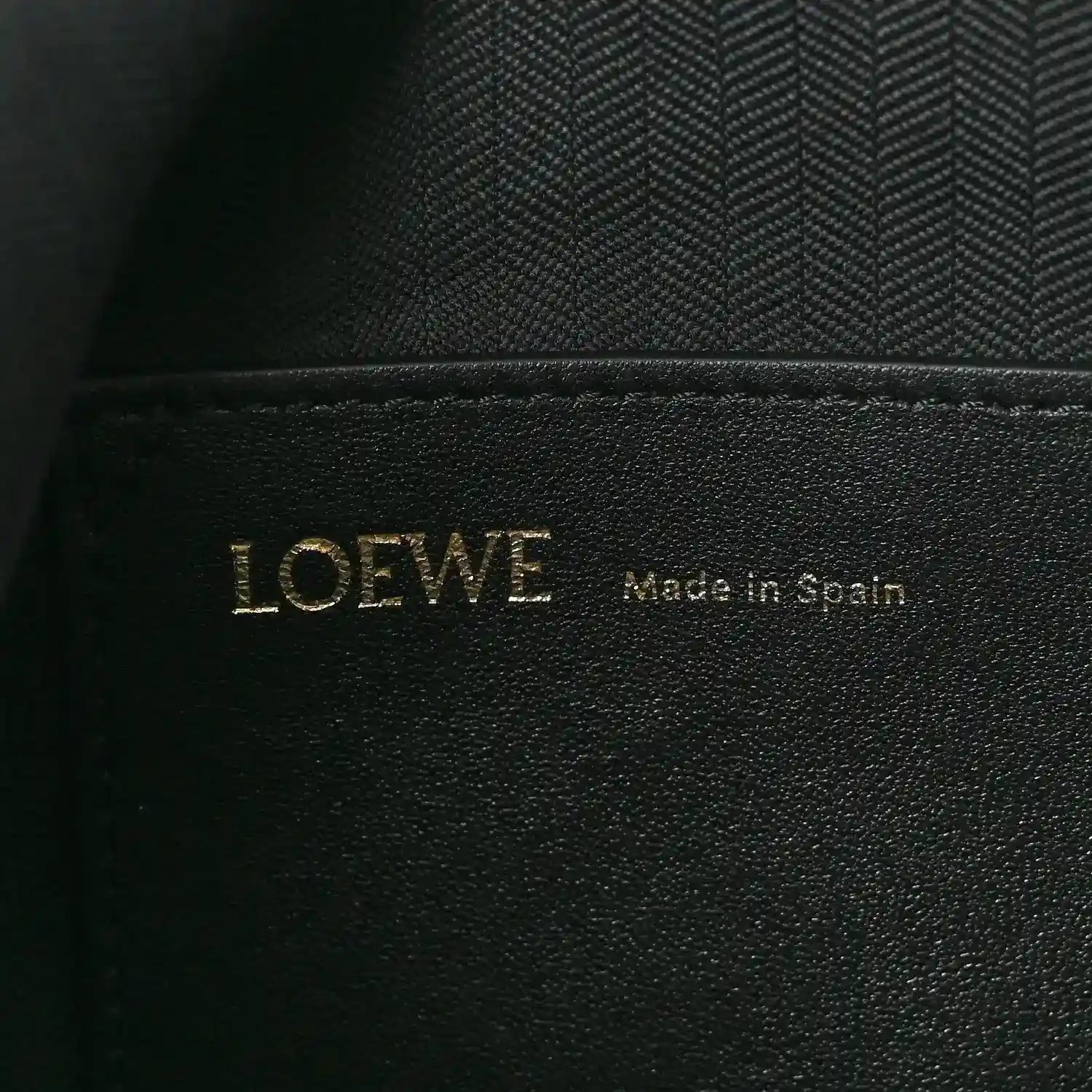 07b8fa147357c6922bd1e582839bdd35 - NEESTRA