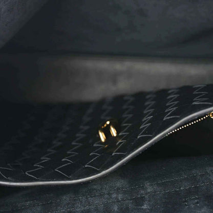 1368822601f88a8b6d78f71085366f74 - NEESTRA