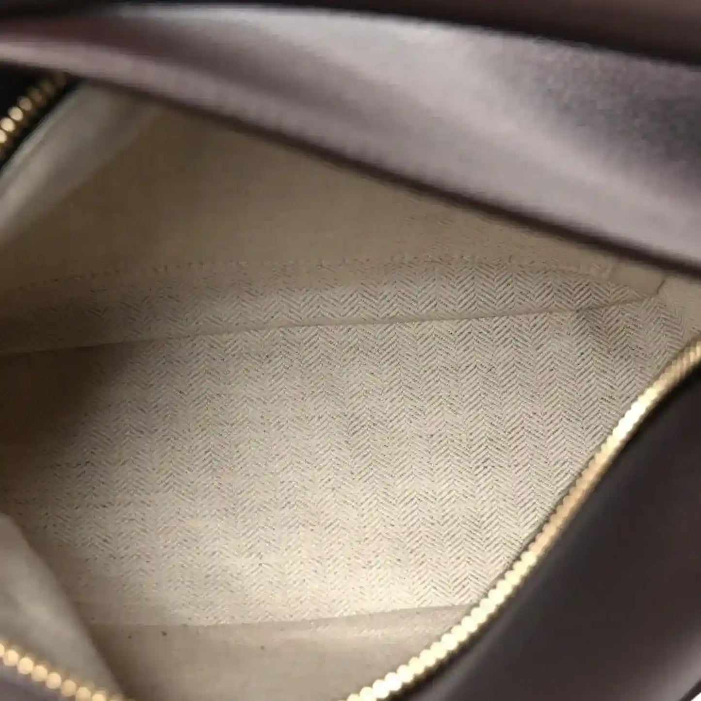 18dab9a0f0ae94d352a1d3716de60a35 - NEESTRA