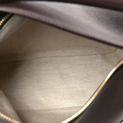 18dab9a0f0ae94d352a1d3716de60a35 - NEESTRA