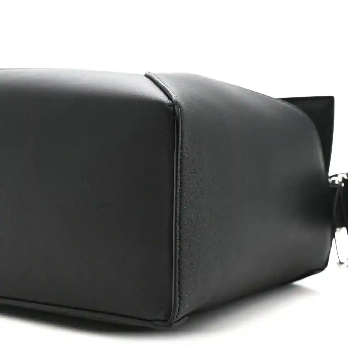 20685a7b5bad33e7b6d97560bd0aa24c - NEESTRA