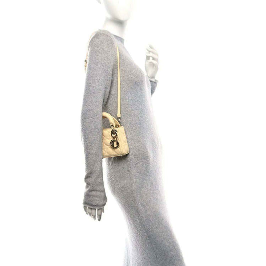 20d0d4b7acba0bf580cee5db71232f13 - NEESTRA