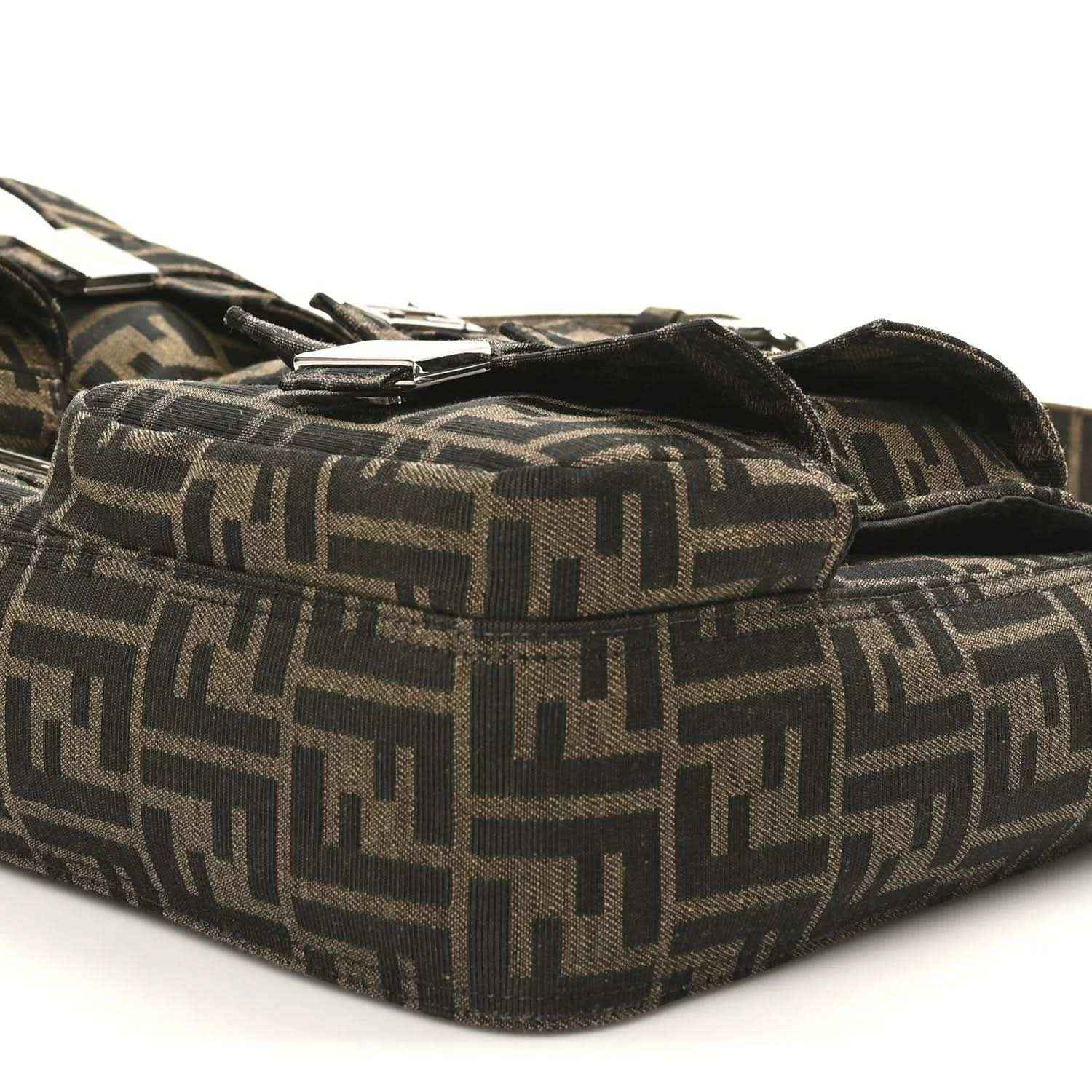 2e42835c9258d93543701fddf3776df5 - NEESTRA