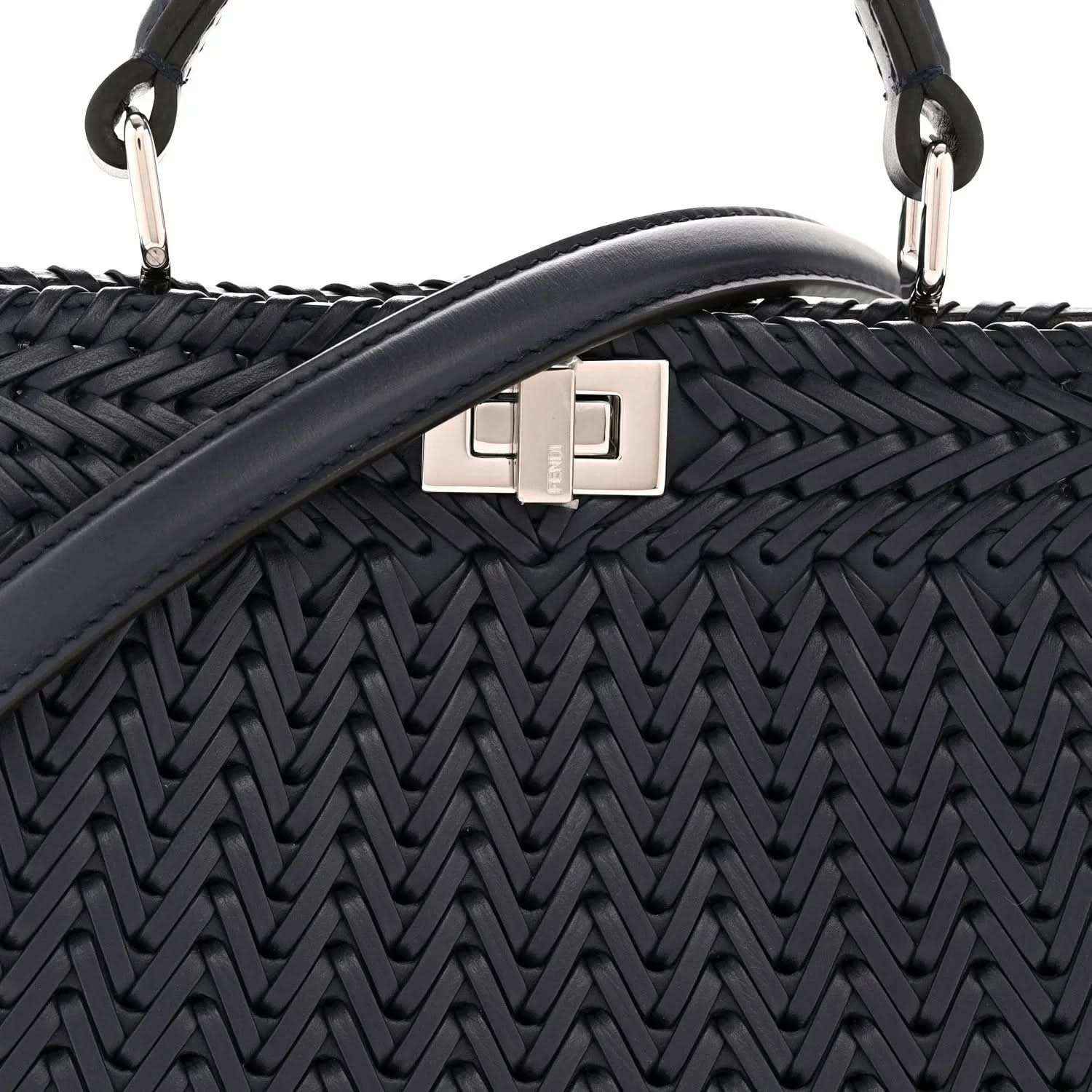 2e681ffe912aa5626311e74127948dc9 - NEESTRA