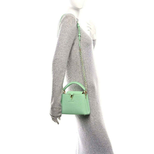 2f3c6b8ef10de98f2529056944548b49 - NEESTRA