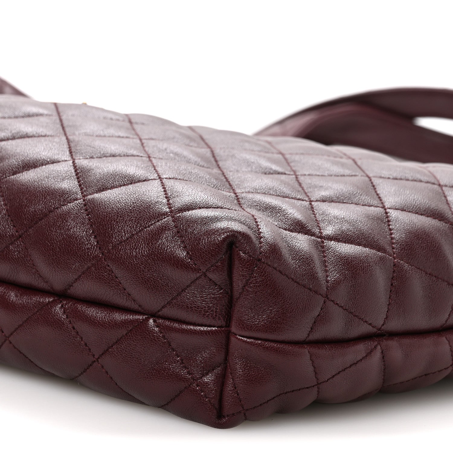 Saint Laurent Lambskin Quilted Maxi Icare Shopping Tote Rouge Cabernet