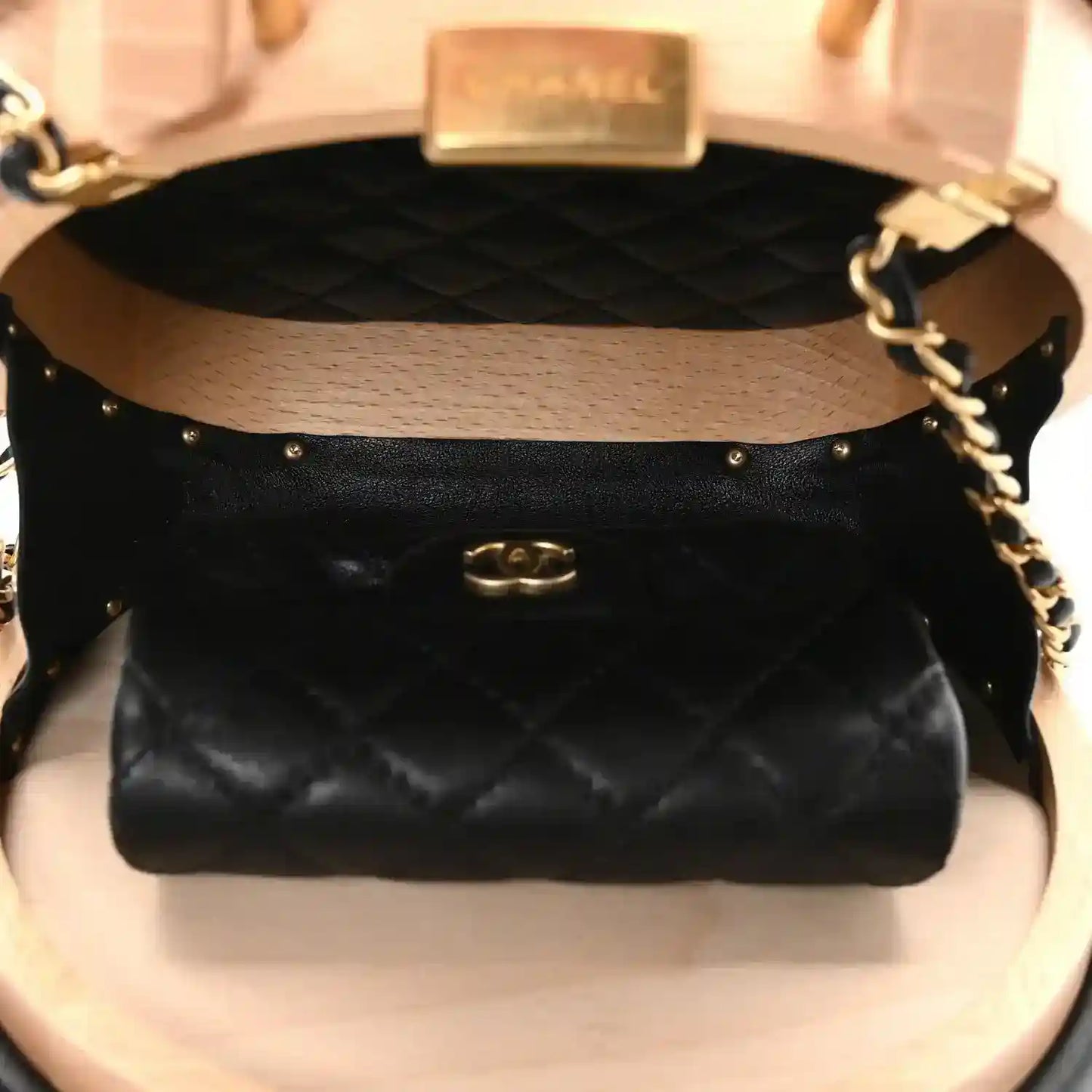 50742996c32d9da47fcc987f4ab9452a - NEESTRA