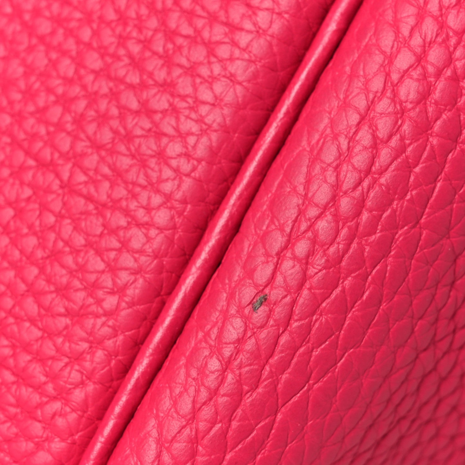 Picotin Lock 18 PM Bucket Tote Textured Calfskin Rose Mexico