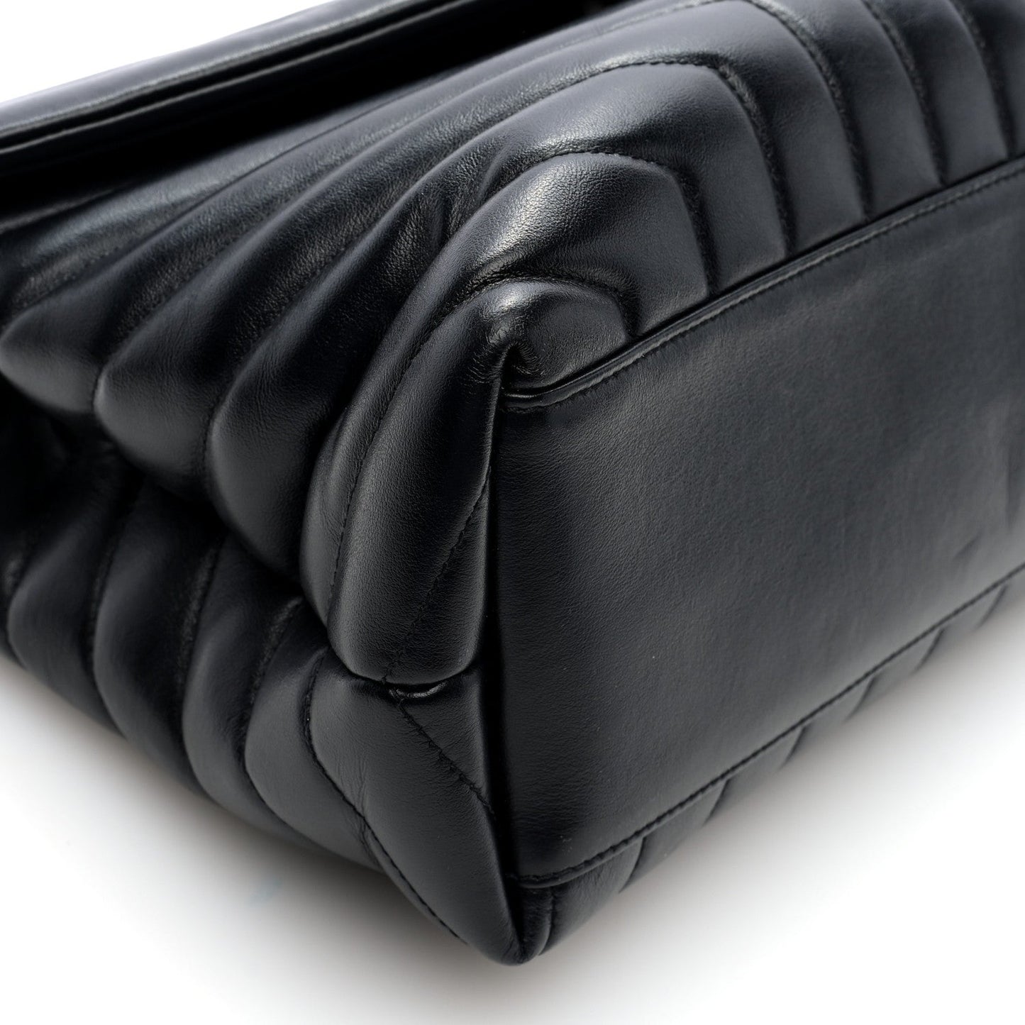 Saint Laurent Loulou Quilted Calfskin Chain Satchel Medium Black