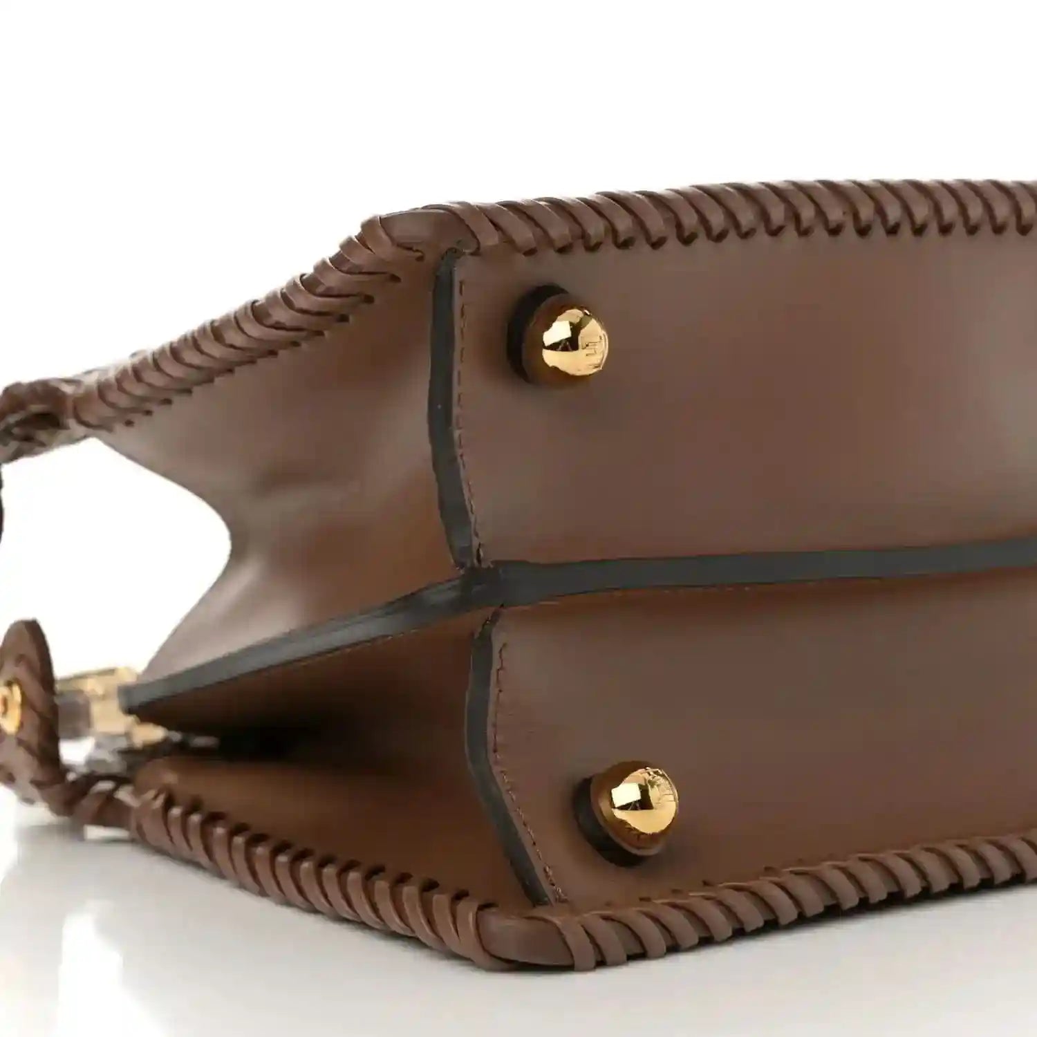 5eb96549cfc8e9943df3d68376d93261 - NEESTRA