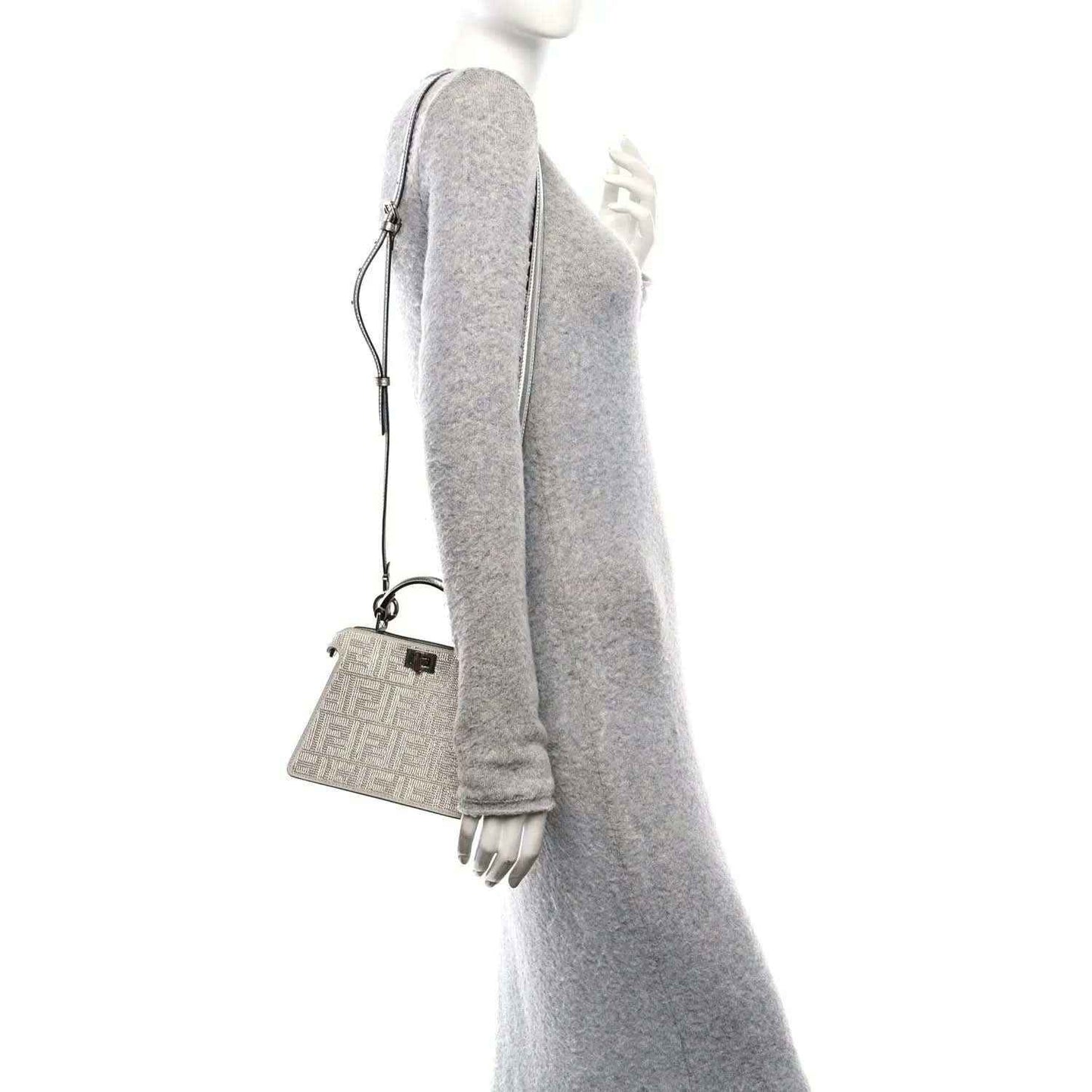 8a5711d4437d0a7184b54916b1d6ee66 - NEESTRA