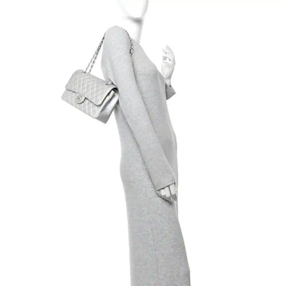 9287c2376fce4c86f3caaec071bc7869 - NEESTRA