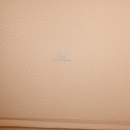 Clemence Picotin Lock 18 PM Nata Leather Handbag