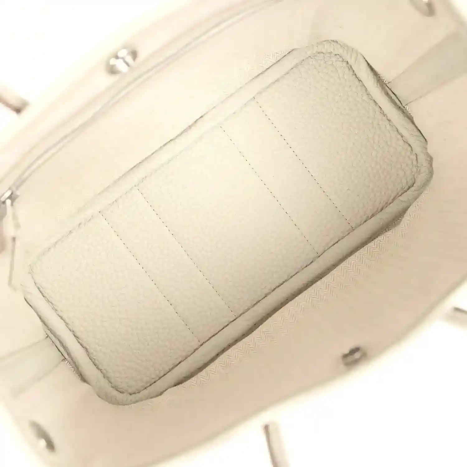 H-FBSLG-250909-3-07 - NEESTRA