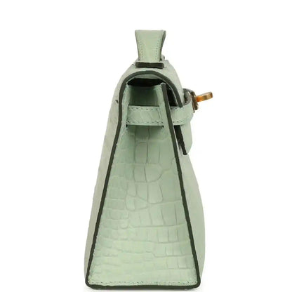 H-FBSLG-251030-2-04 - NEESTRA