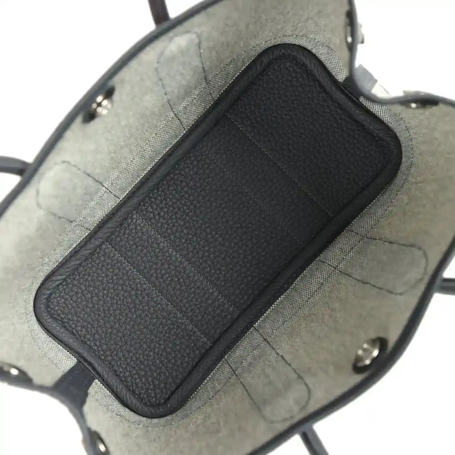 H-FBSLG-251202-3-07 - NEESTRA