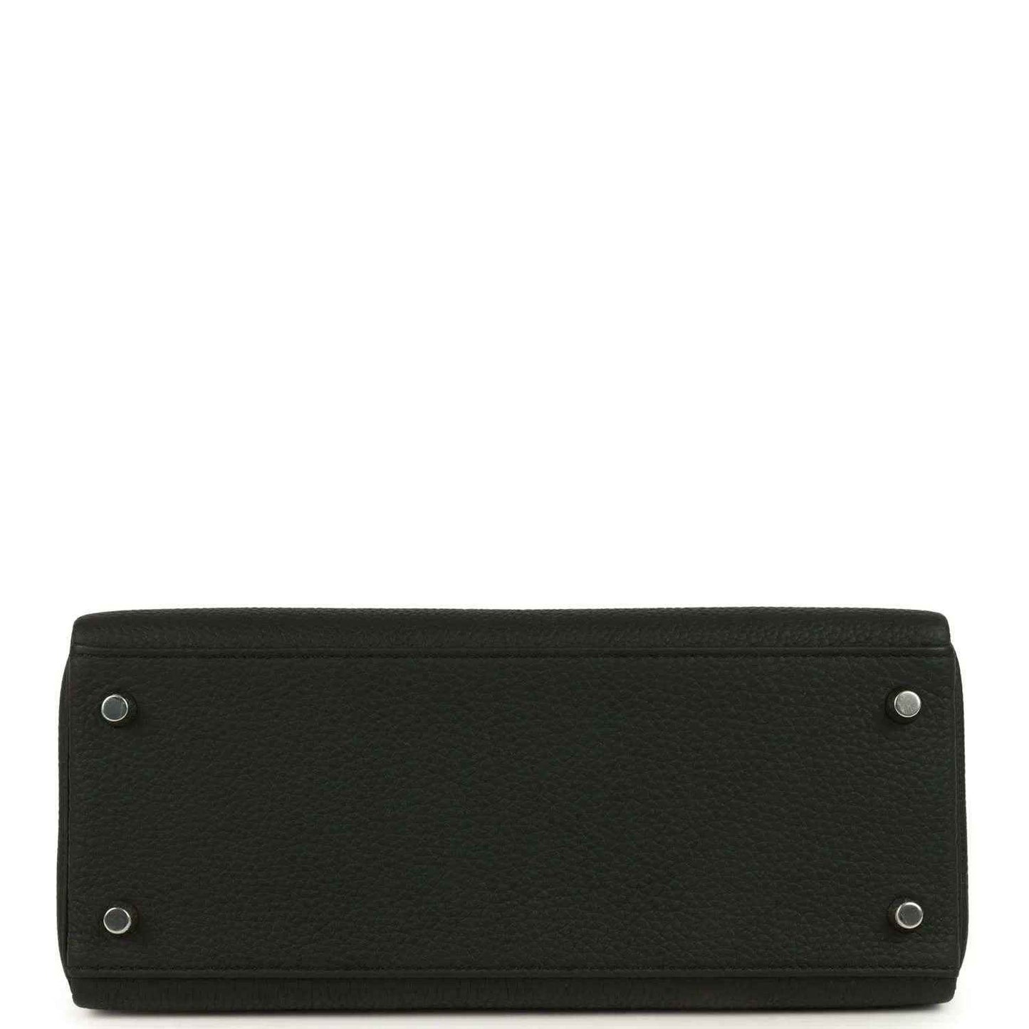 H-K-251223-3-06 - NEESTRA