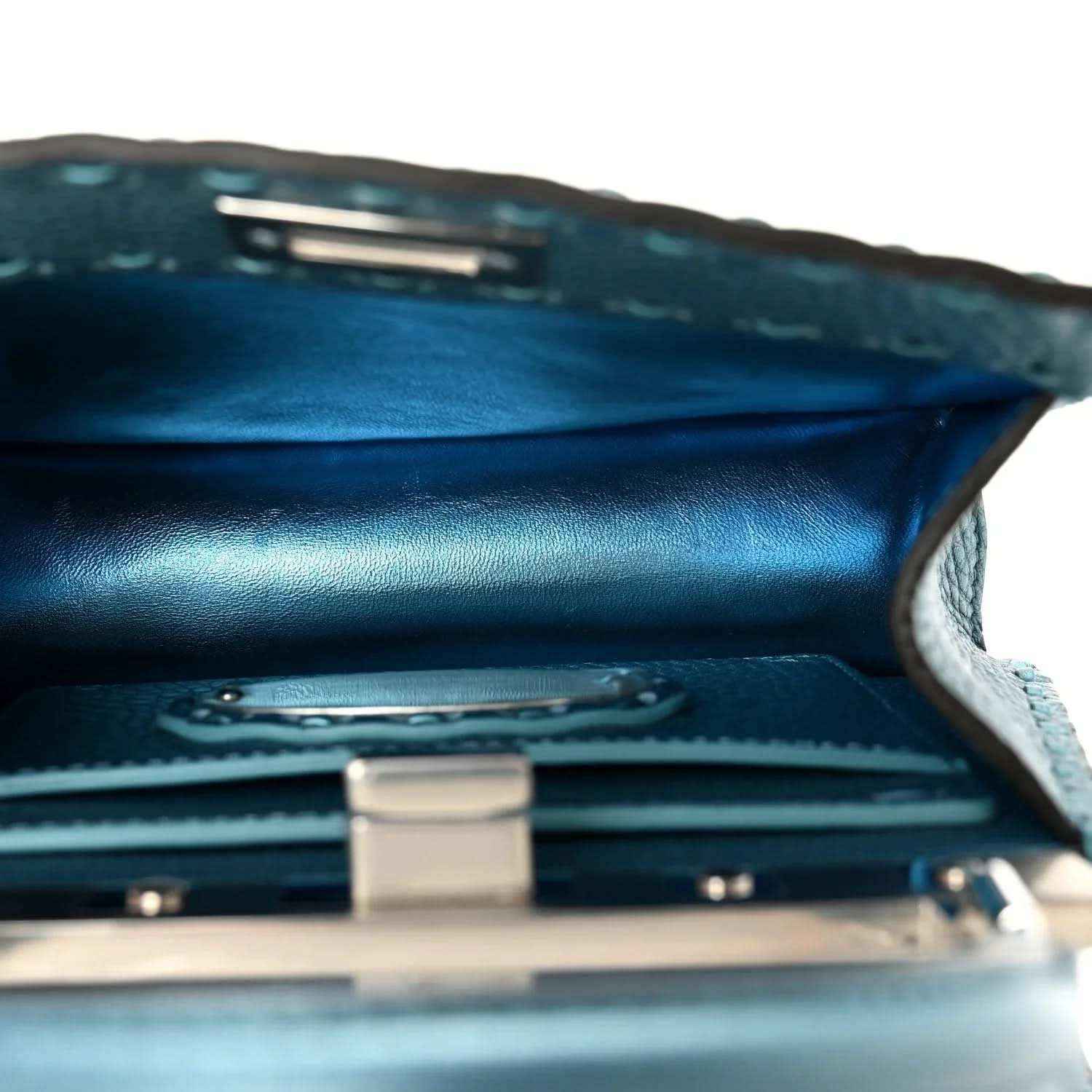 b2551d5098470ebcb7107297a2056ae0 - NEESTRA