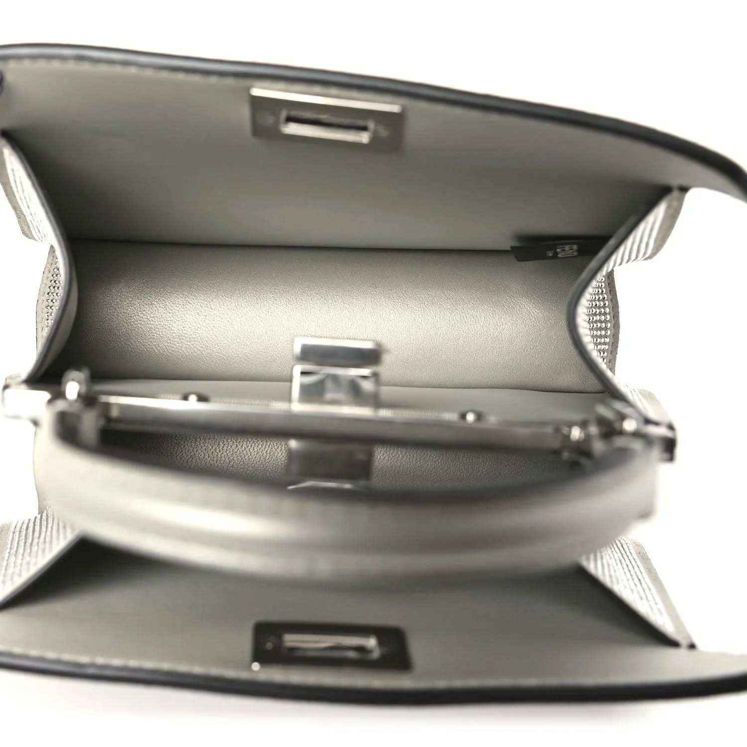 b89250e2c078b50f88ba1cf79f995c73 - NEESTRA