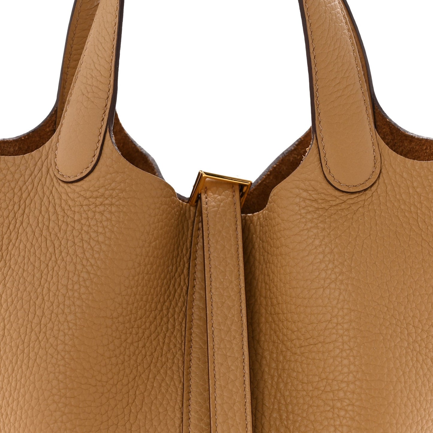 Picotin Lock 18 PM Bucket Bag Taurillon Clemence Leather Biscuit