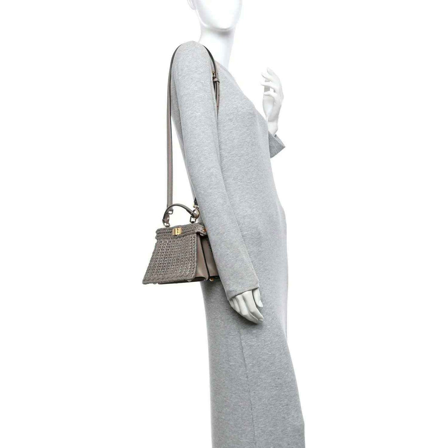 bfaec999bba797210525f24f4f678e96 - NEESTRA