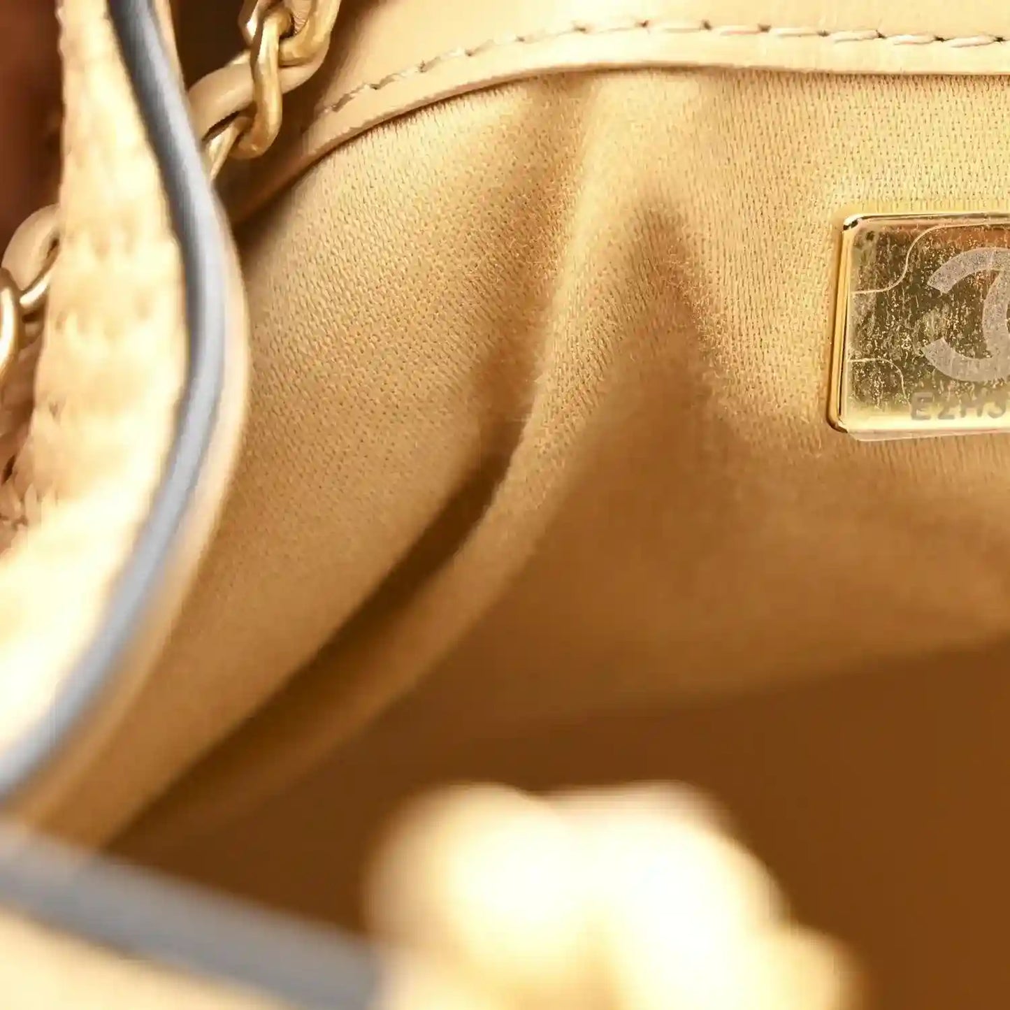 c5cce7720ad6ba30fd3635b9f05d2c07 - NEESTRA