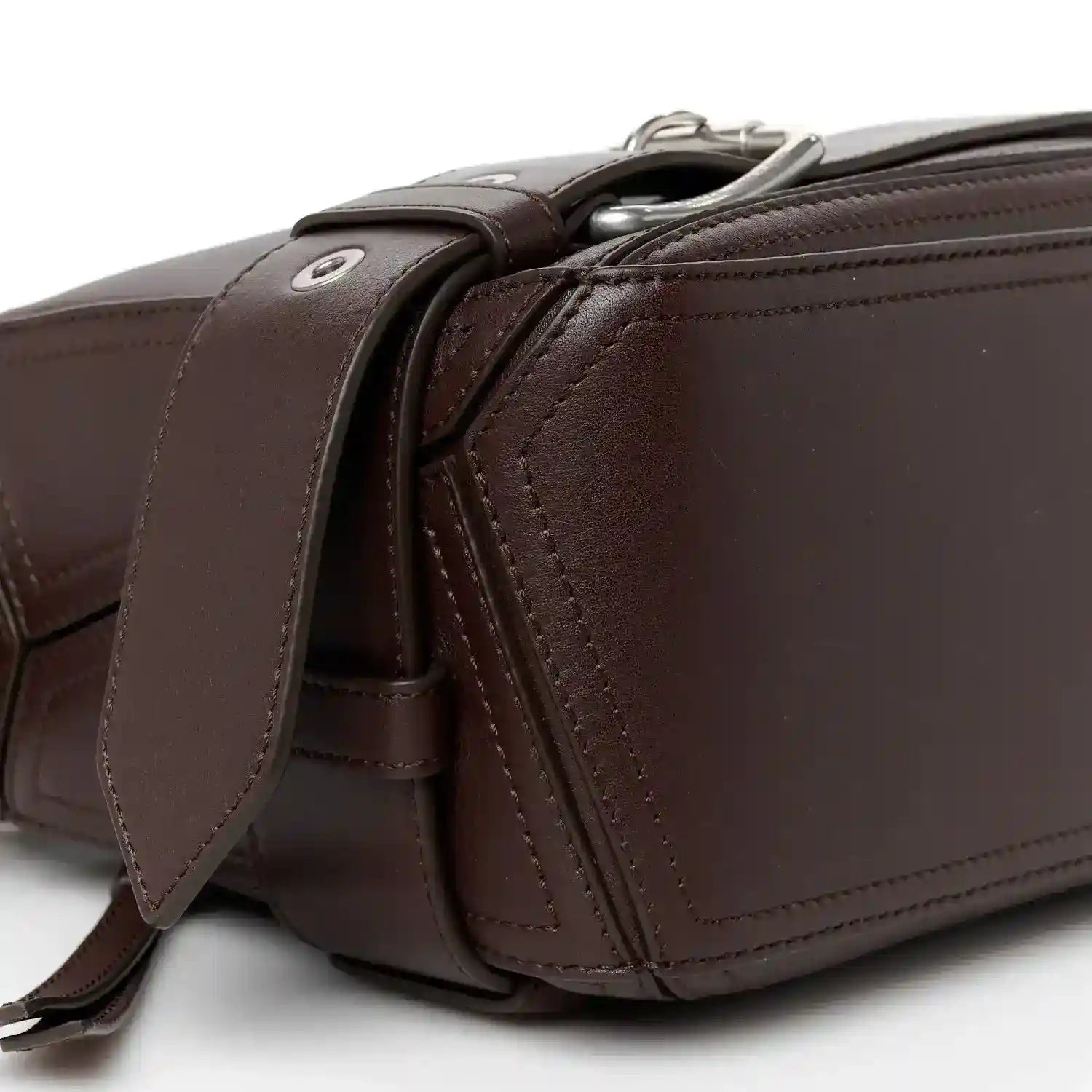 c765ec48bfebac9d51047ac5f96997f1_f700e409-0f07-4035-9e7c-5bf25e895b5c - NEESTRA