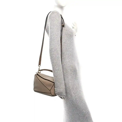 cfce15190f1170bbbb6924ffdd8e26f9 - NEESTRA