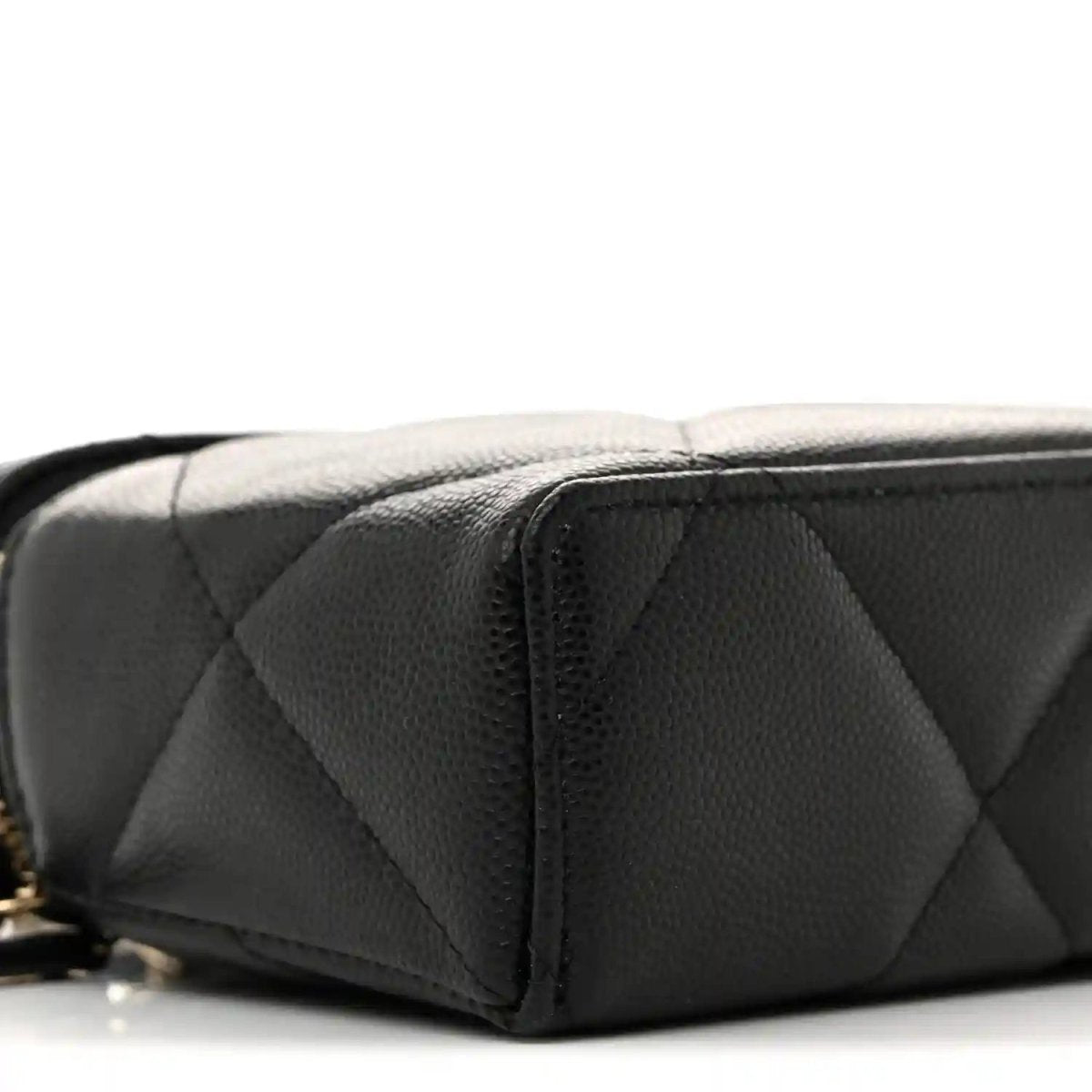 Chanel Black Caviar Quilted Leather Slim Vanity With Gold Chain - NEESTRA