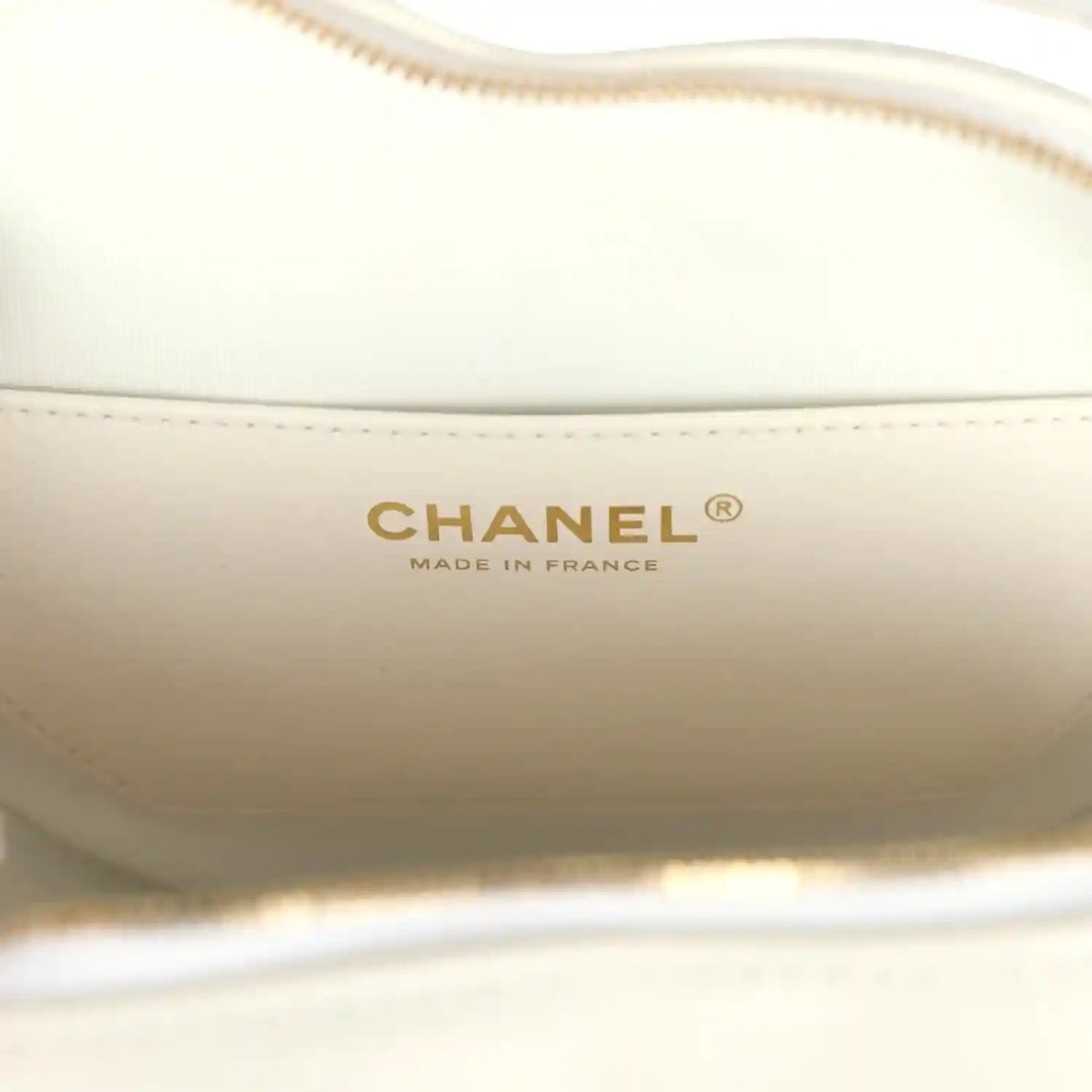 Chanel CC In Love Large Heart Bag White Lambskin Gold Hardware - NEESTRA