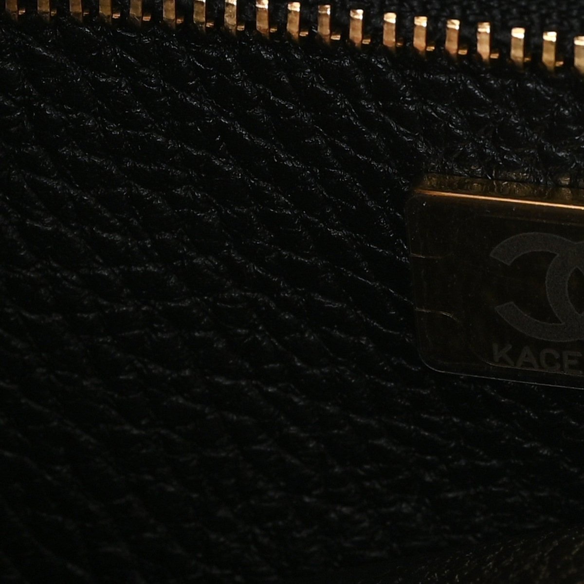 CHANEL Grained Calfskin Stitched Urban Essentials Small Shopping Bag Black - NEESTRA