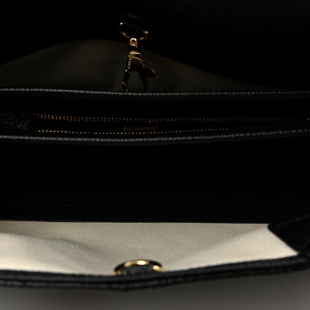 Chanel Grained Calfskin Stitched Urban Essentials Small Shopping Bag Black - NEESTRA