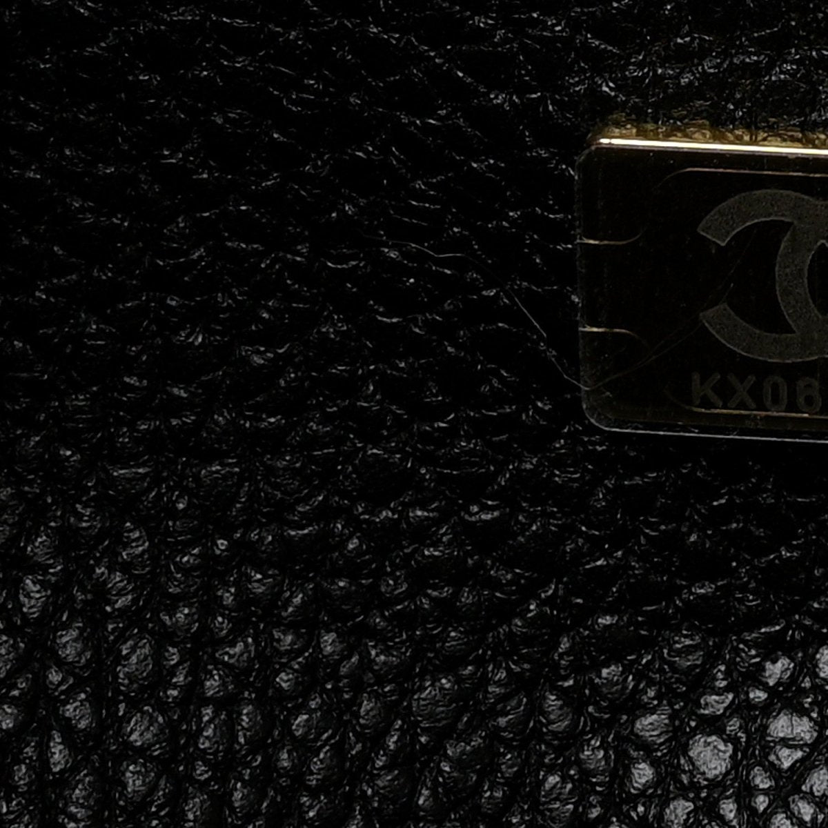 Chanel Grained Calfskin Stitched Urban Essentials Small Shopping Bag Black - NEESTRA