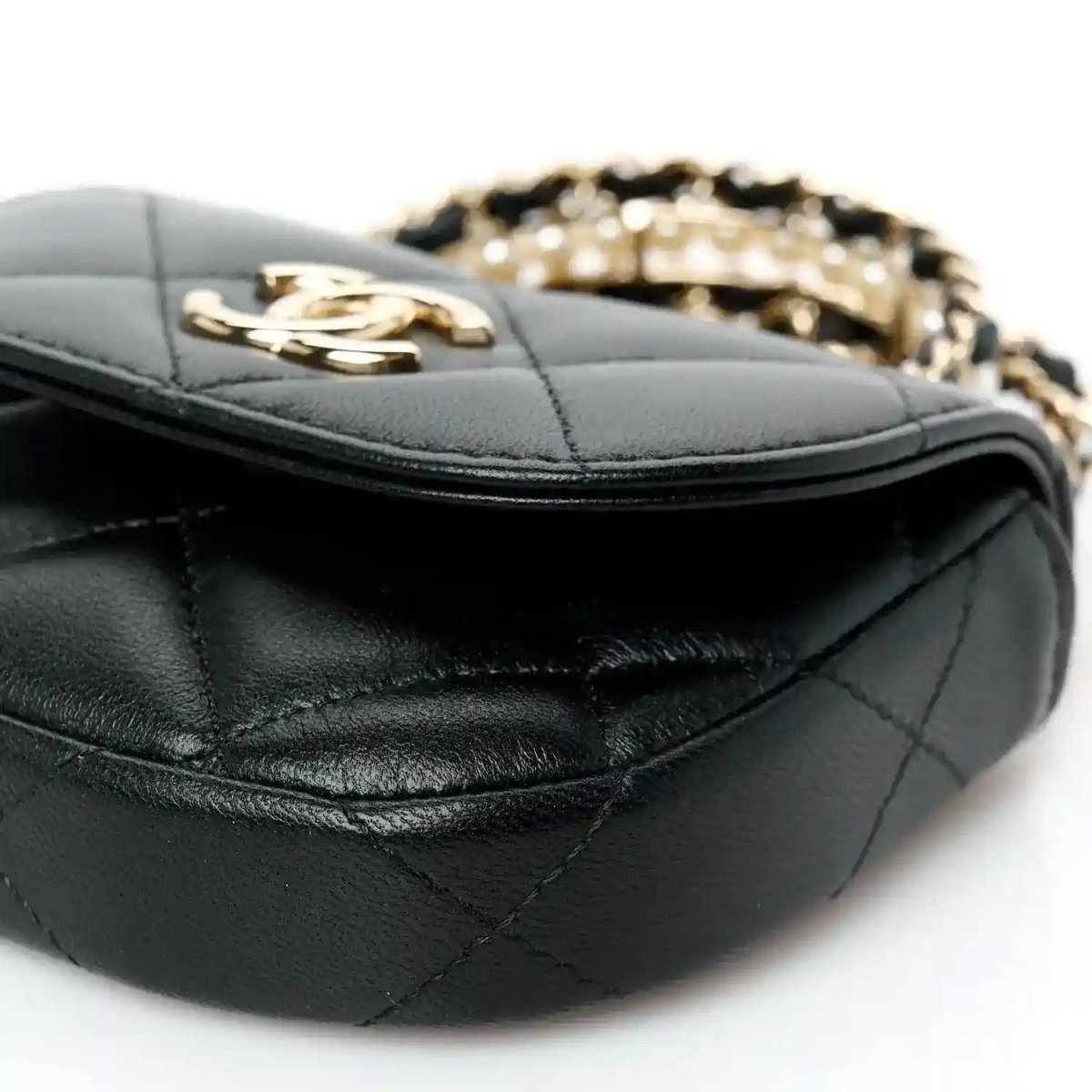 Chanel Quilted Lambskin Pearl Top Handle Clutch with Chain Black - NEESTRA