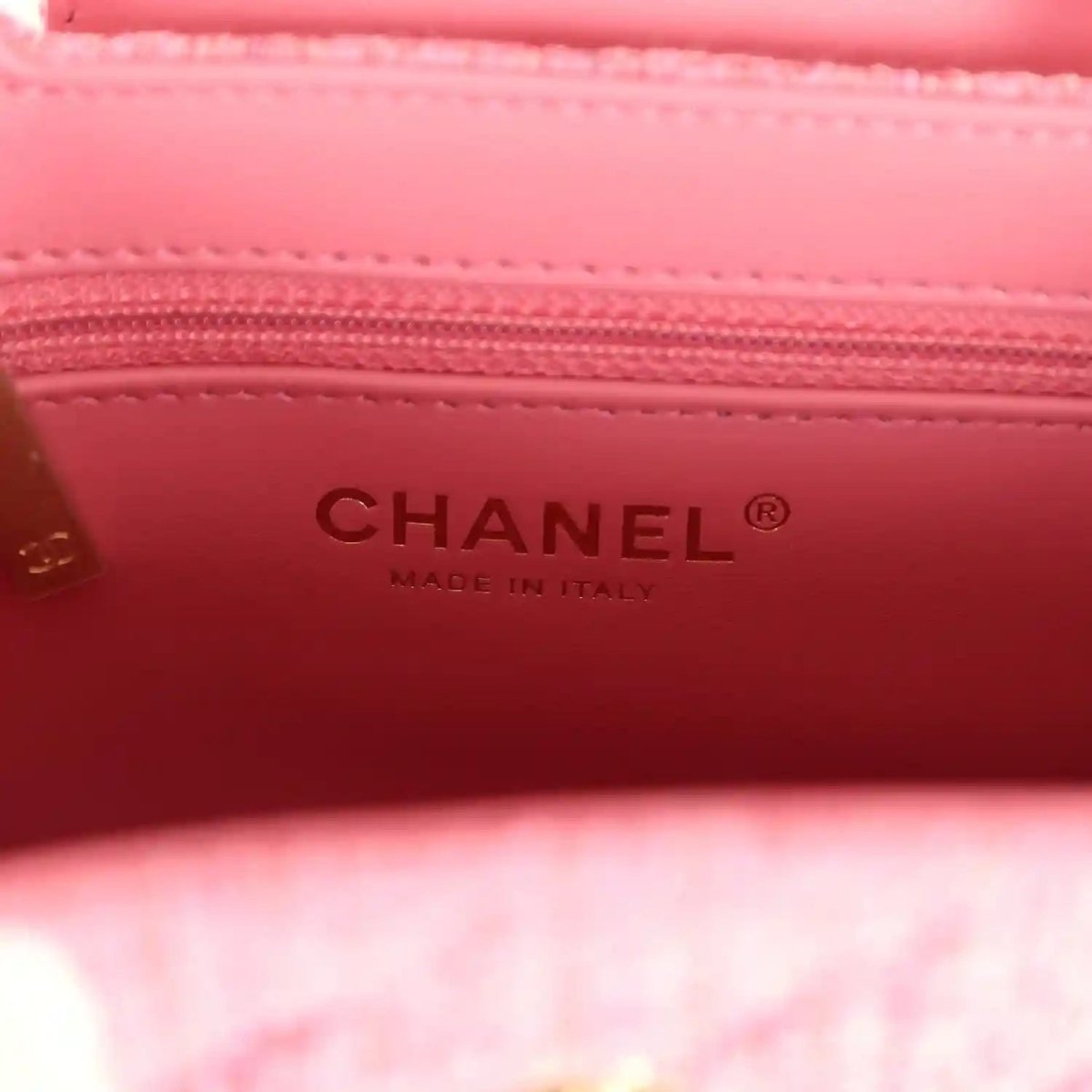 Chanel Small Kelly Shopper Bag in Pink Tweed Brushed Gold - NEESTRA