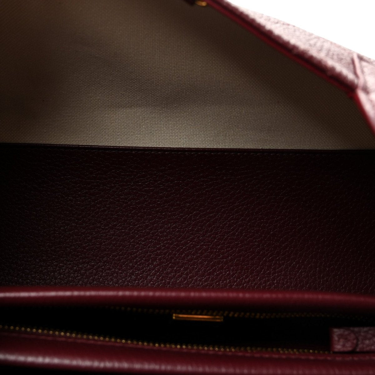 CHANEL Urban Essentials Small Shopping Bag Grained Calfskin Burgundy - NEESTRA