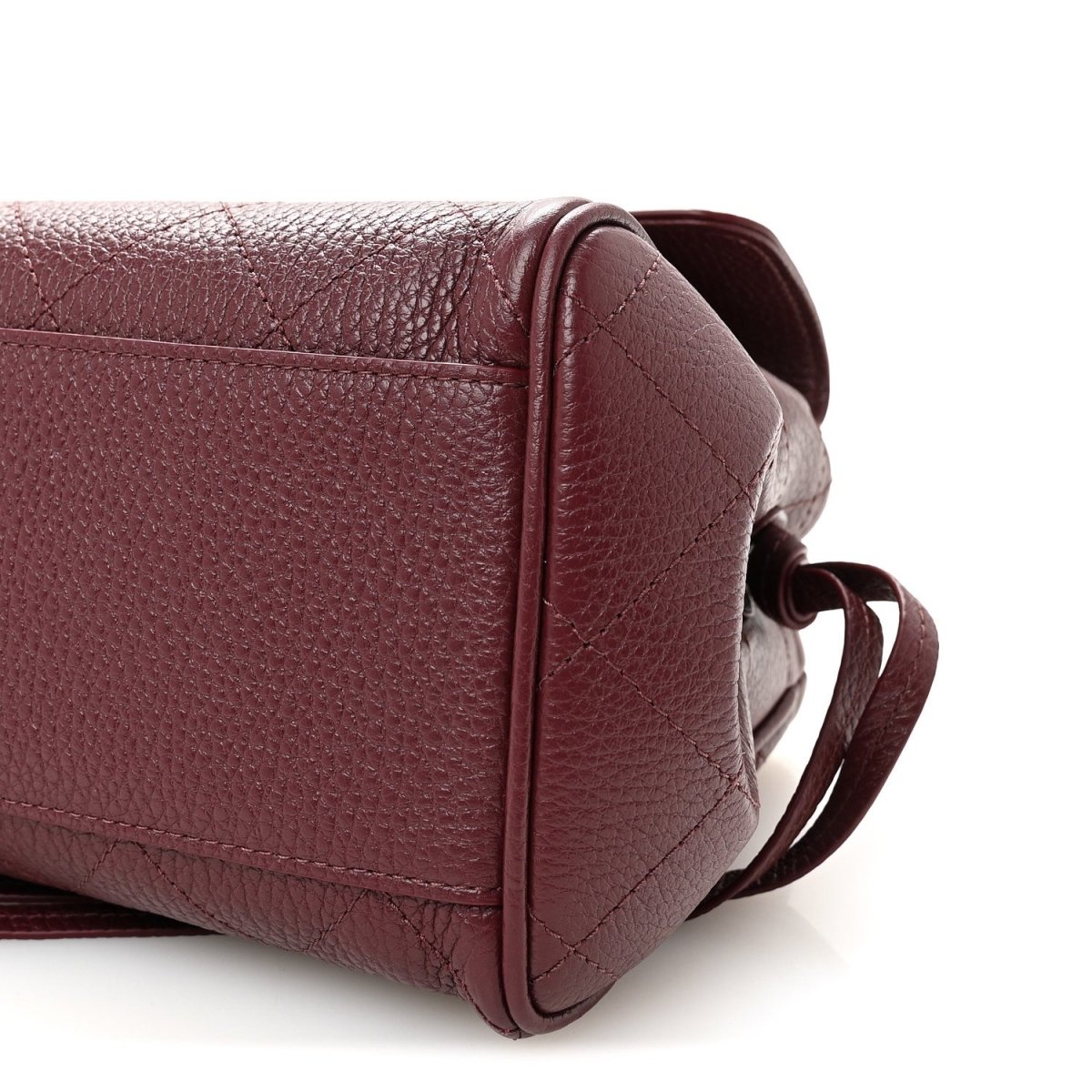 CHANEL Urban Essentials Small Shopping Bag Grained Calfskin Burgundy - NEESTRA