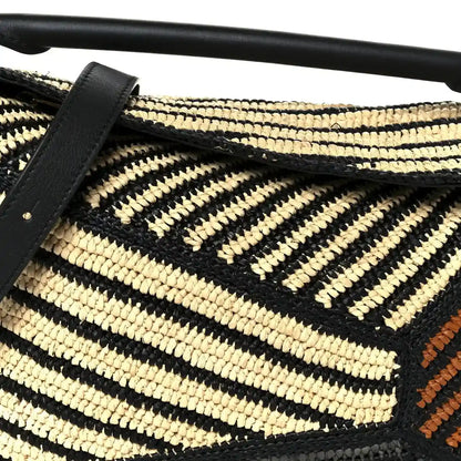 dd6b82a35dac375946afc483e33ec879 - NEESTRA