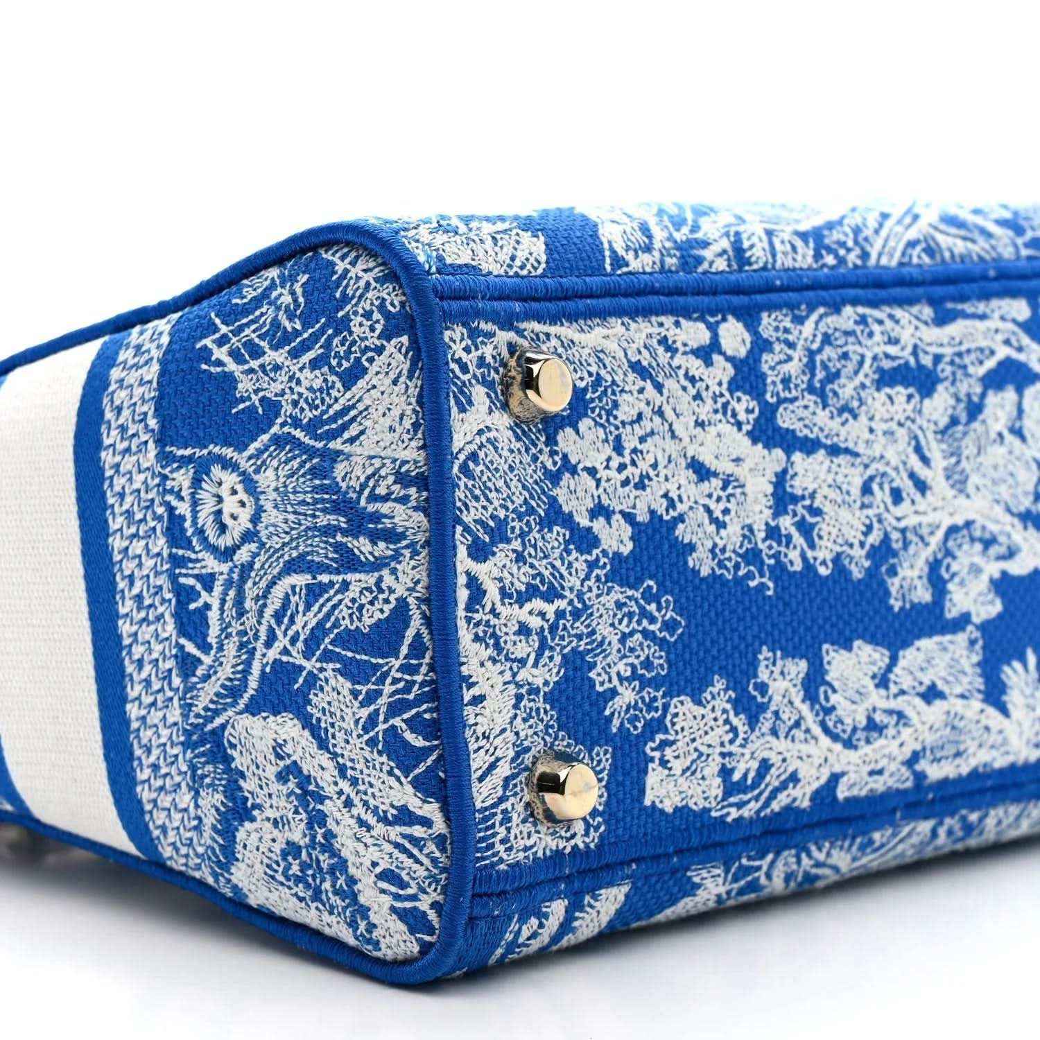 efeacdf2f0dbede4639065ea568aaf63 - NEESTRA