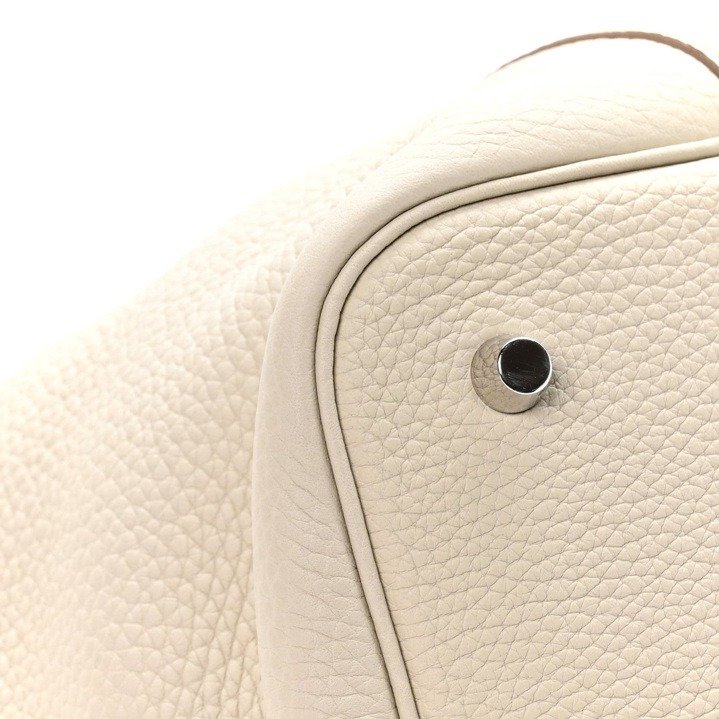 Taurillon Clemence Picotin Lock 22mm Tote Beton Ivory