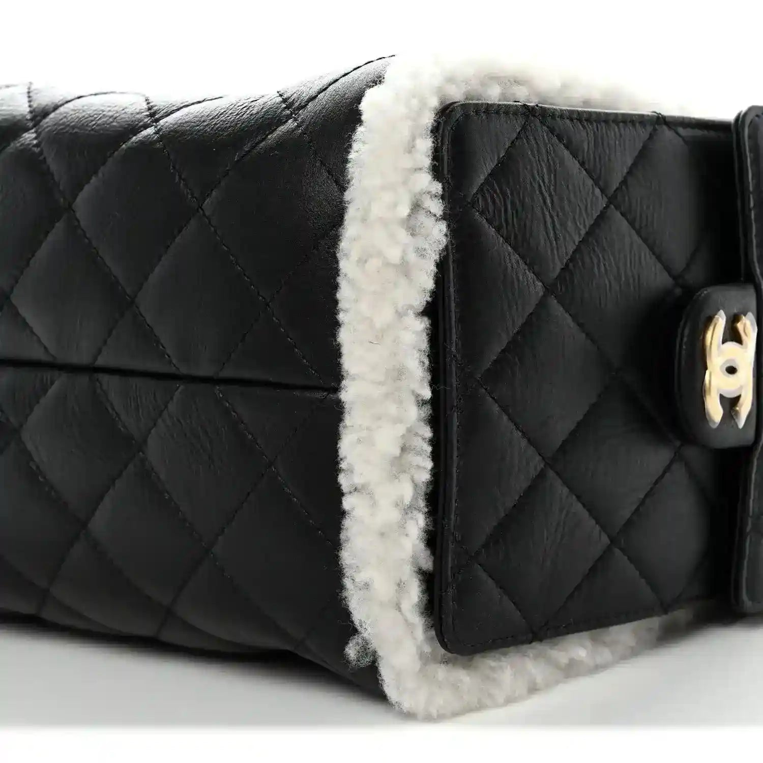 fe89bb00fde127fa9c9027b7cf0f06b0 - NEESTRA