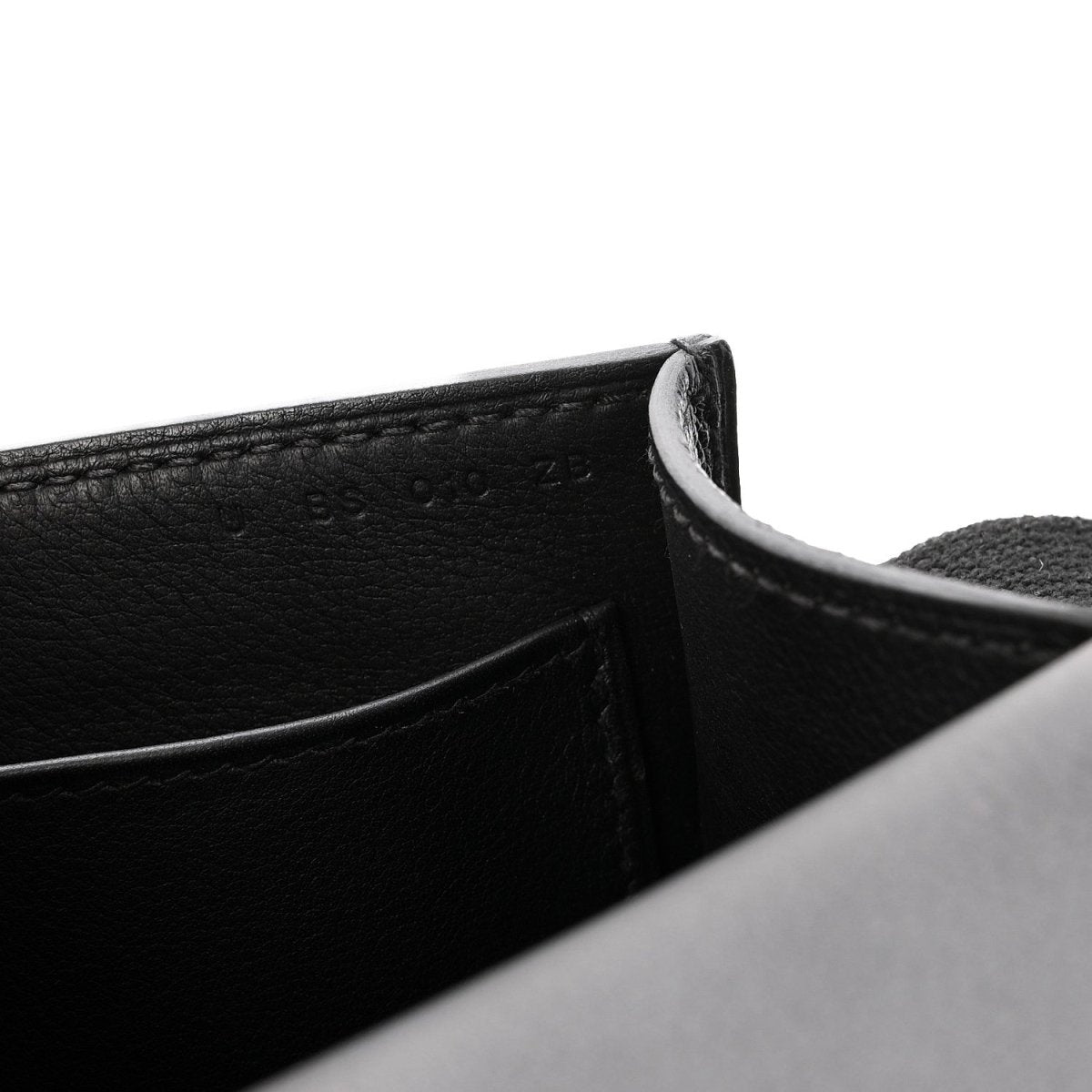 Hermes Chevre Mysore Geta Crossbody Messenger Bag Black - NEESTRA