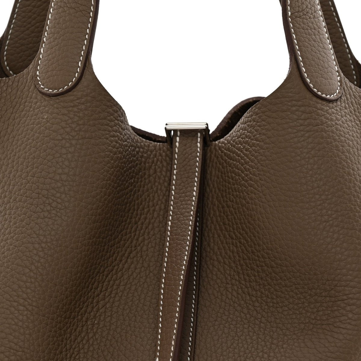 Picotin Lock 22 MM Bucket Bag Clemence Calfskin Etoupe - NEESTRA