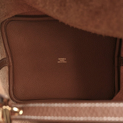 Picotin Lock 22 MM Taurillon Clemence Leather Tote Gold - NEESTRA